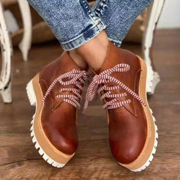 Botas Martin de viscosa de caña baja, con puntera redonda y tacón plano, para mujer, de color marrón