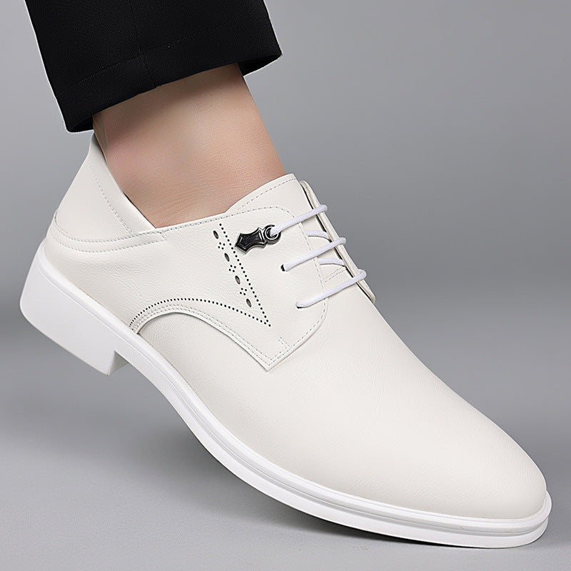 Zapatos de vestir de hombre británicos de cuero suave con punta