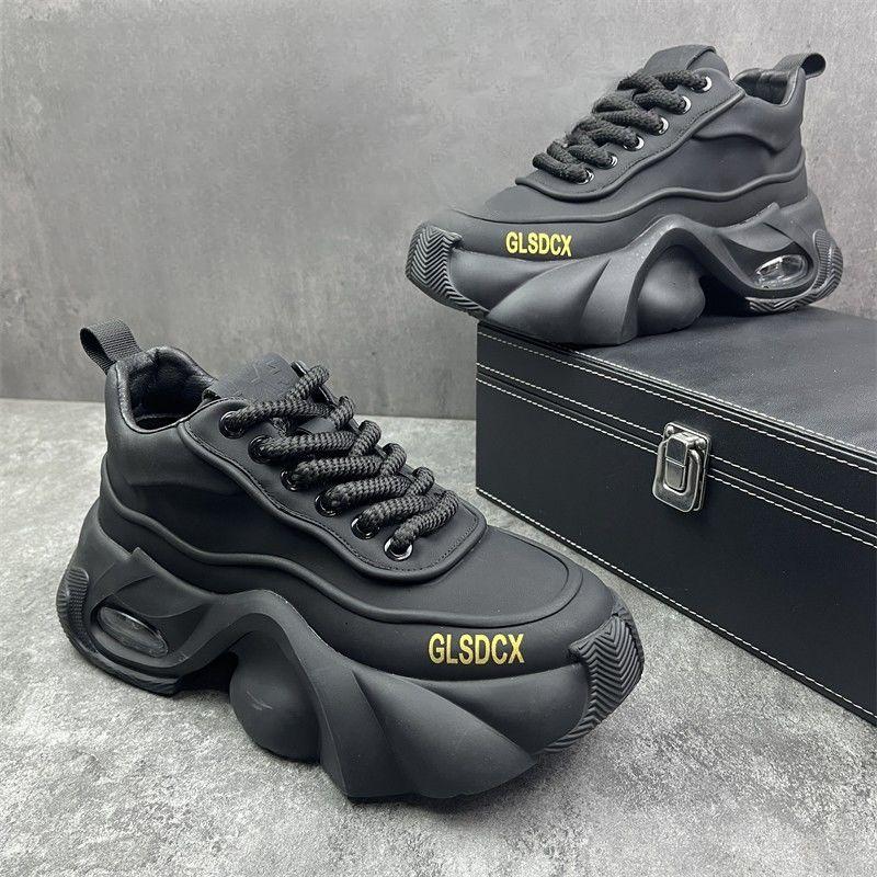 Zapatos masculinos de plataforma deportivos y de ocio con superficie de cuero