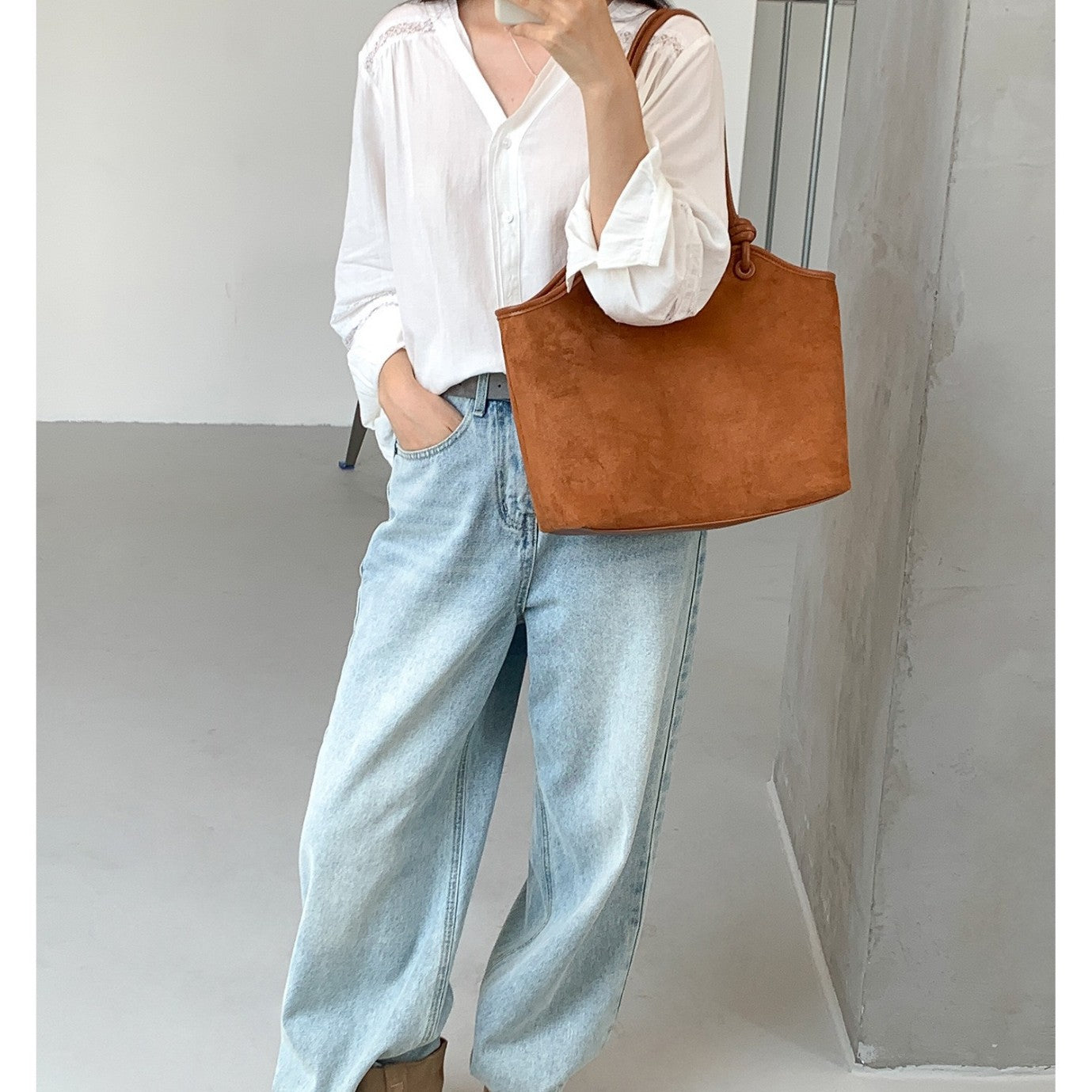 Bolso de hombro y tote de terciopelo de gamuza de color liso estilo retro occidental para mujer