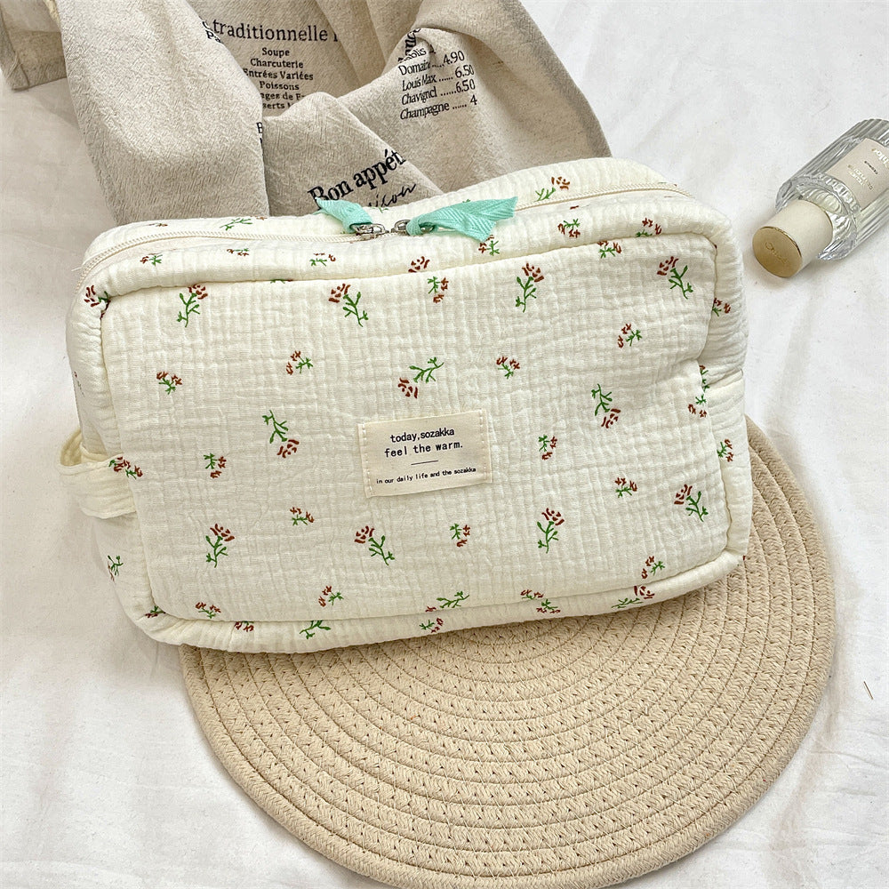Neceser grande con estampado floral de manzano silvestre azul